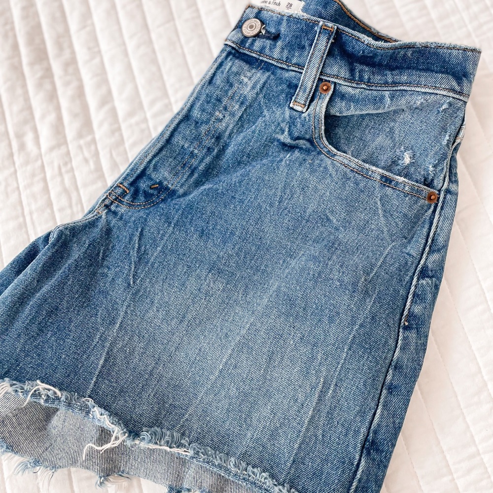 Abercrombie High Rise Dad Short